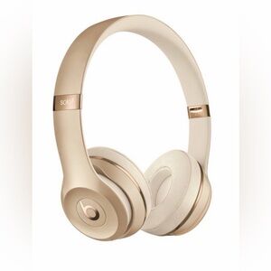 Beats Wireless Solo 3 - Like New